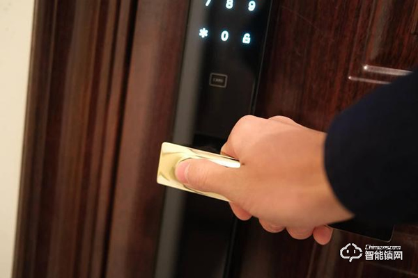 糖紙眾測丨歐瑞博智能門鎖 S2：精致的外表，智能的「芯」