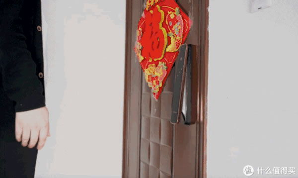 首批德施曼麒麟R8用戶實測：3D人臉識別與視頻安防兼得！一機多用，拯救全家開門難題