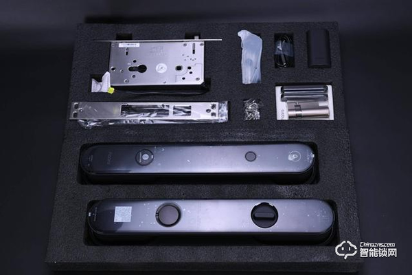 Aqara全自動(dòng)智能推拉鎖D100，讓我成為全村最靚的仔