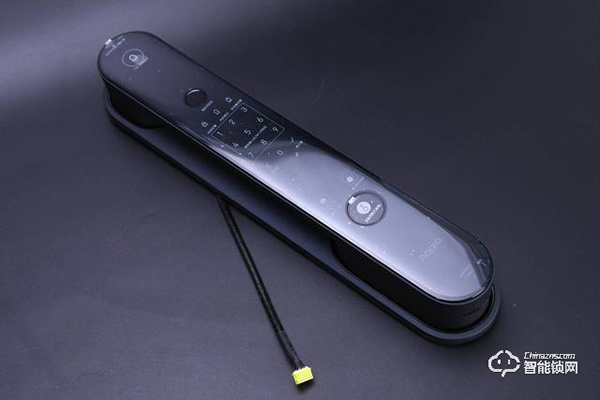 Aqara全自動(dòng)智能推拉鎖D100，讓我成為全村最靚的仔