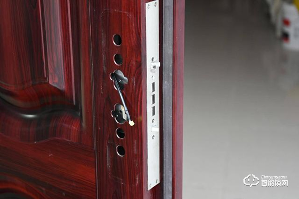 Aqara全自動(dòng)智能推拉鎖D100，讓我成為全村最靚的仔