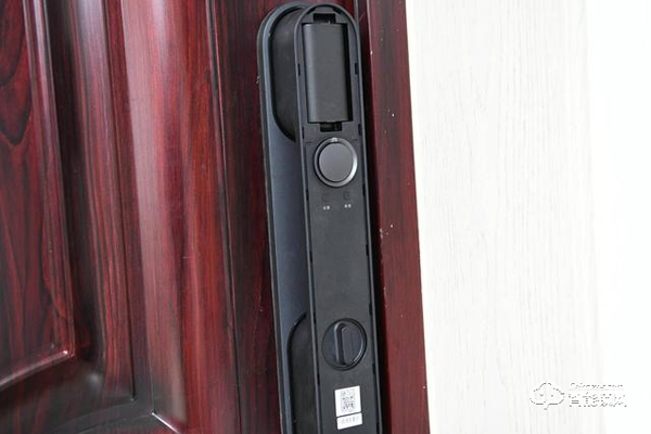 Aqara全自動(dòng)智能推拉鎖D100，讓我成為全村最靚的仔