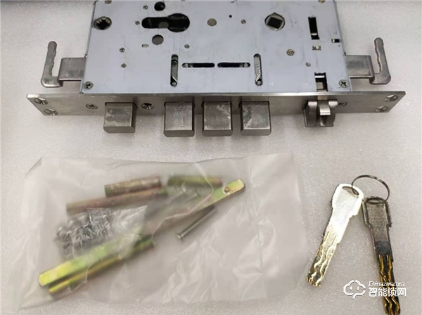 買把智能鎖送家里老人，LOCKSIGA洛克思格智能鎖體驗(yàn)