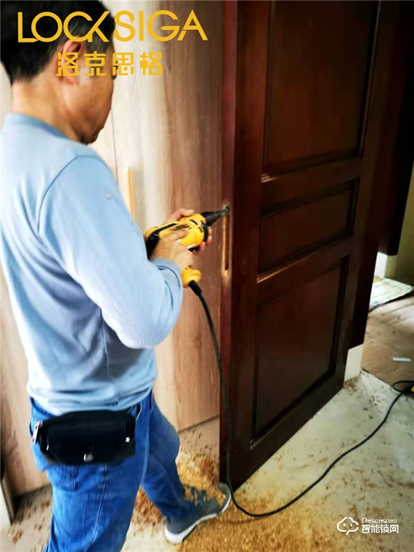 買把智能鎖送家里老人，LOCKSIGA洛克思格智能鎖體驗(yàn)