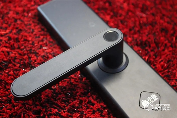 小益E205T指紋鎖，E205全新升級款，讓家更安全開門更便捷