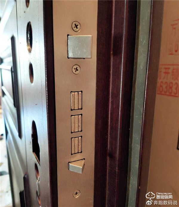 3D人臉識別開門，給家全方位守護：德施曼R8人臉智能鎖體驗