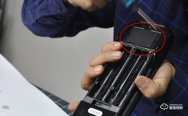 產品測評 | 超人T1全自動推拉鎖全拆機測評