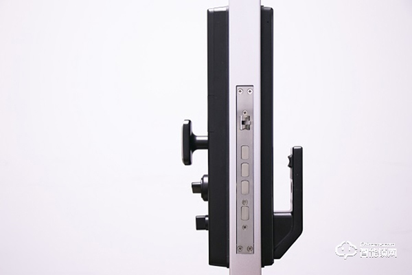 指靜脈識別+視頻語音對講，安全“看”得見：樸墅P89指靜脈智能鎖評測體驗