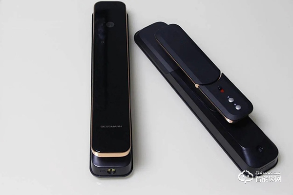 安全等級(jí)高，支持人臉識(shí)別、假鎖報(bào)警，德施曼R8智能鎖評(píng)測(cè)