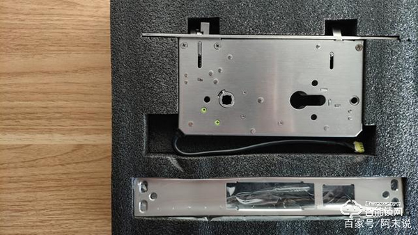 你理解全自動嗎？Aqara全自動推拉鎖D100告訴你