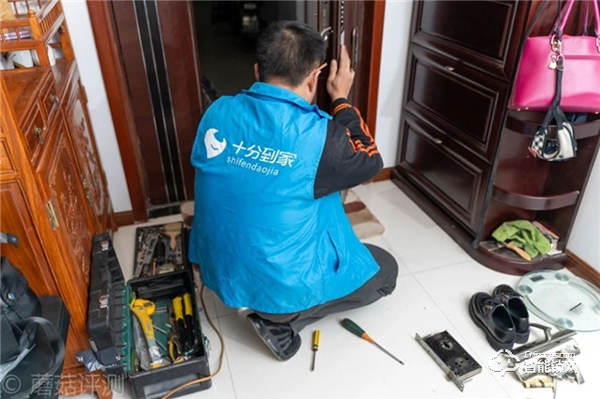 雙芯雙電機，開門更便捷，自動上鎖更放心！TCL指紋智能鎖K6C評測