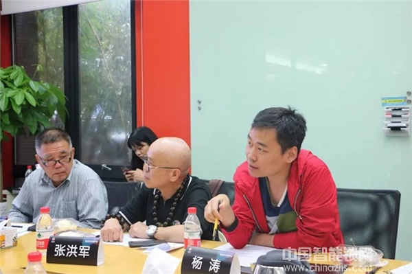 祝賀九萬里智能鎖榮獲2018“葵花獎” 引領(lǐng)行業(yè)蓬勃發(fā)展