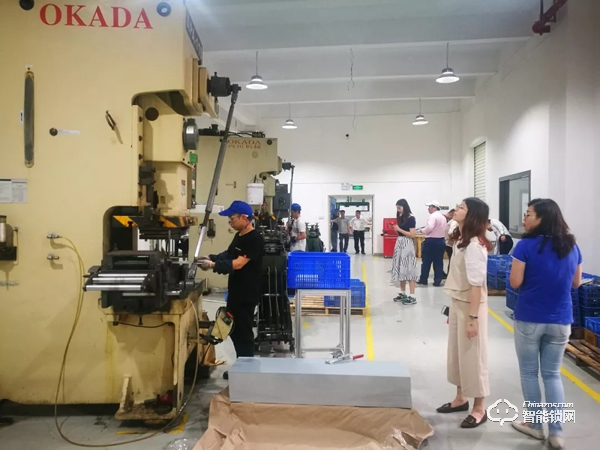 恒昱智暢：用先進設備助力生產智造 | 2019中國建博葵花獎調研團走訪實錄