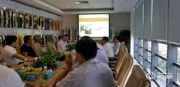 四川省閬中市楊德宇市長一行蒞臨豪力士考察指導(dǎo)