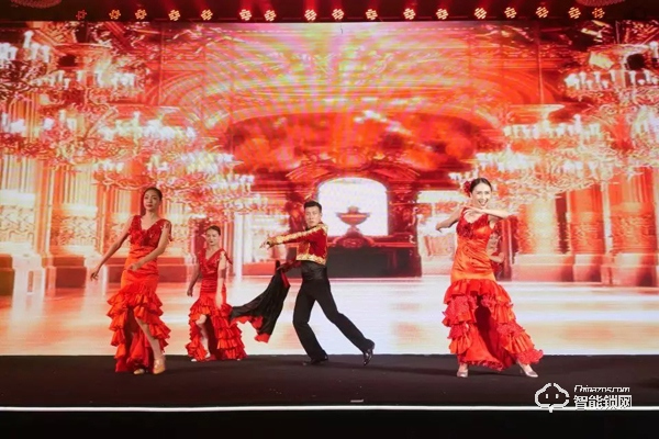 “集智 · 解鎖未來” | 云碩2019品牌戰略合作招商會圓滿結束！