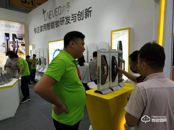 專注智能鎖研發(fā)與創(chuàng)新，六孚受邀參展廣州建博會