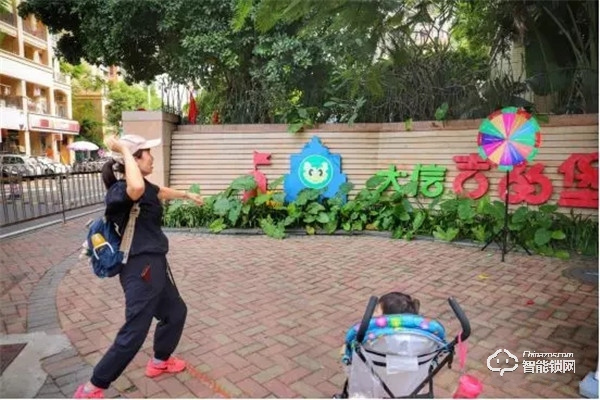 心安“鎖”得 | 楊格智能鎖走進社區 ，引發換鎖熱潮