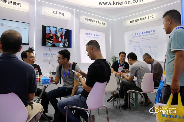 耐能安博會觀察：從智能門鎖、網(wǎng)絡(luò)攝像機(jī)到AI芯片，智能安防應(yīng)用加速