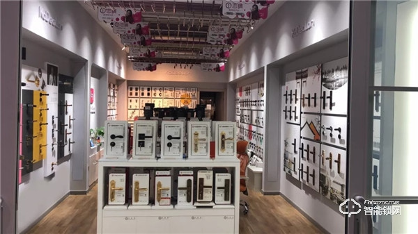 湖北荊門喜迎雙店開業！卡迪龍經銷商發展勢頭強勁！