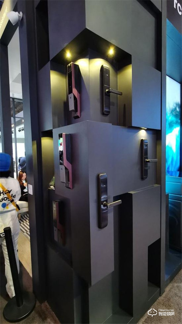 CES2020：TCL攜帶多款物聯(lián)網(wǎng)智能門鎖亮相CES
