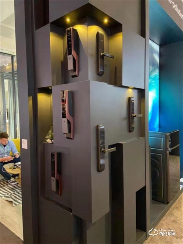 TCL物聯網智能門鎖吸睛滿分，五種開鎖方式滿足多樣化需求