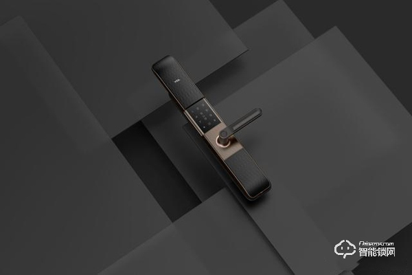 不僅是門(mén)面擔(dān)當(dāng)還有C位實(shí)力，TCL智能鎖開(kāi)啟智慧家庭新入口