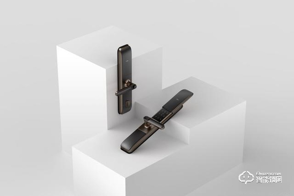 不僅是門(mén)面擔(dān)當(dāng)還有C位實(shí)力，TCL智能鎖開(kāi)啟智慧家庭新入口