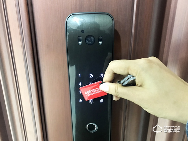 普通消費者該如何選擇智能鎖？櫻花R8全自動智能鎖告訴你
