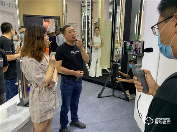 瘋狂打call丨亞太天能再獲殊榮，燃爆中國建博會