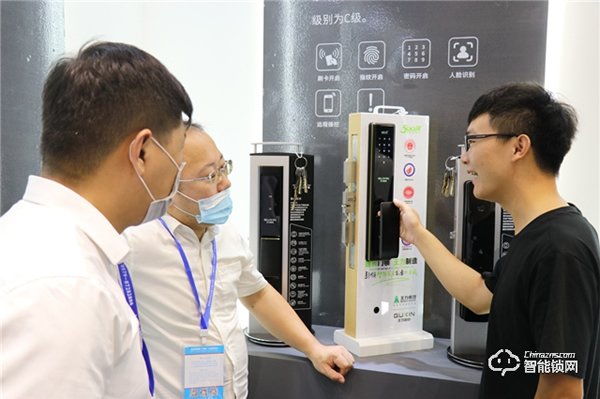 永康門(mén)博會(huì) | 王力智能產(chǎn)品引領(lǐng)行業(yè)新潮流