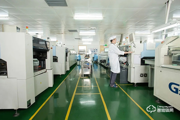 亞太天能教你入手全自動(dòng)指紋鎖的避坑指南，你get了嗎？