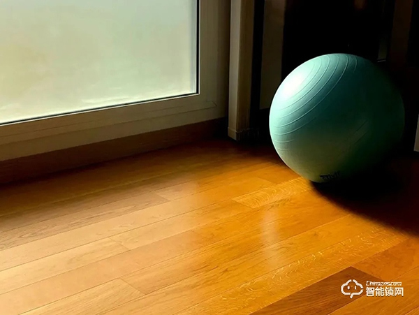 飛利浦智能鎖，讓居家養老更安全、更便捷，子女更安心