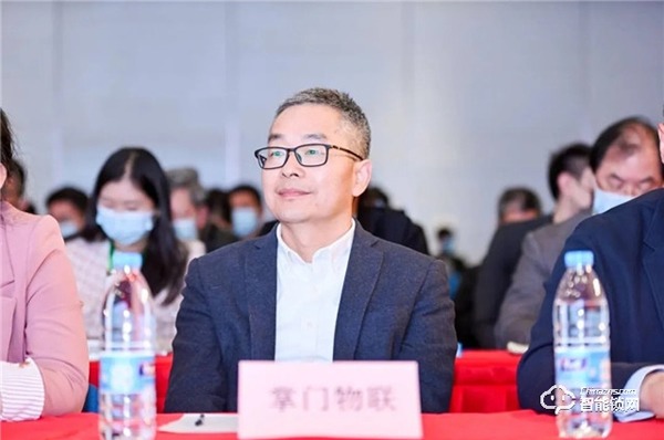 掌門物聯(lián)聯(lián)網(wǎng)型智能門鎖全新產(chǎn)品理念亮相CCLE2021后勤展，人氣爆棚！