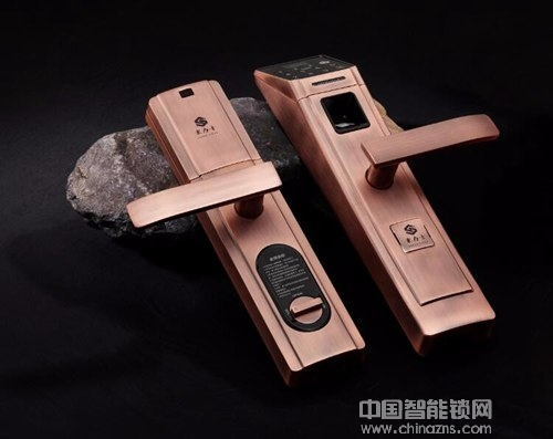 高檔指紋鎖具有方便管理、安全防護等優勢功能