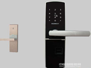 老有“鎖”依：智能鎖是老齡時代的關懷