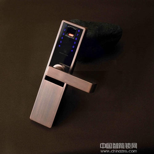 生活需求構思，電子門鎖讓您左右逢源