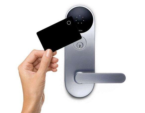 了解以下幾點輕松選購智能門鎖