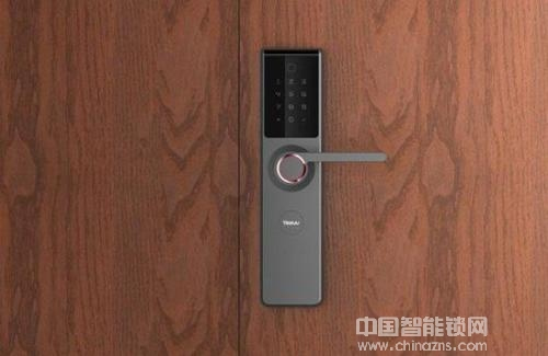 指紋鎖不支持天地鎖 ?