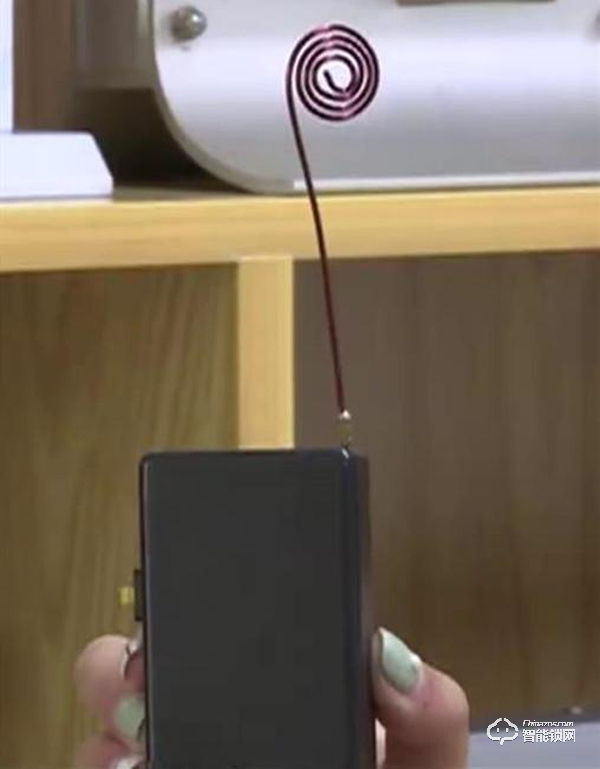 數(shù)千元買的智能鎖變“智障鎖” “有家難回”真鬧心