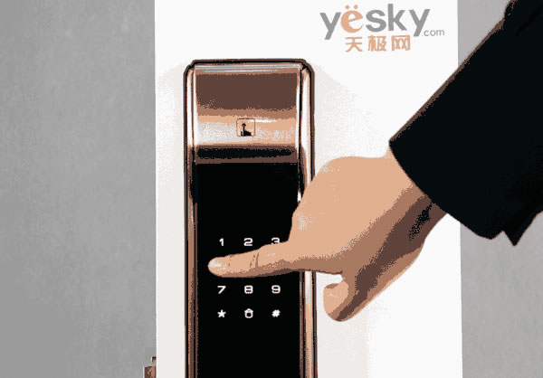 商家撤場用戶售后難！買智能門鎖看準品牌是關鍵