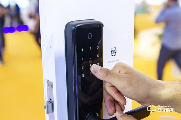 雙十一“智能狂歡”引領生活潮流，區塊鏈技術智能門鎖打破傳統