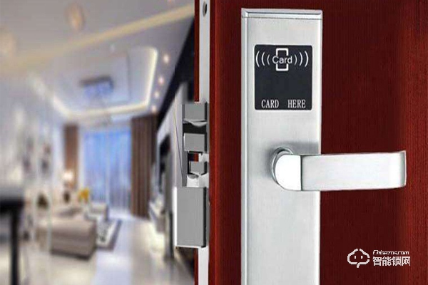 什么是感應門鎖刷卡鎖？感應門鎖與刷卡鎖的共同點分析