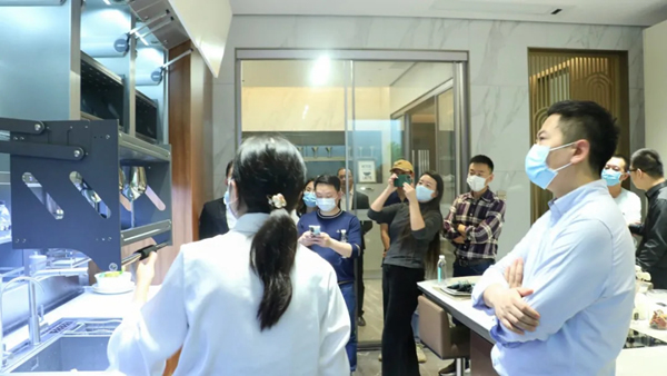 中國郵電器材集團到BSPH智能家居考察