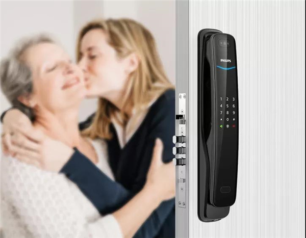 飛利浦智能鎖：打破“數字鴻溝” 讓養老變享老