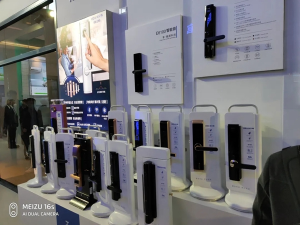 堅朗海貝斯多款新品亮相2020中國（北京）國際門窗幕墻博覽會