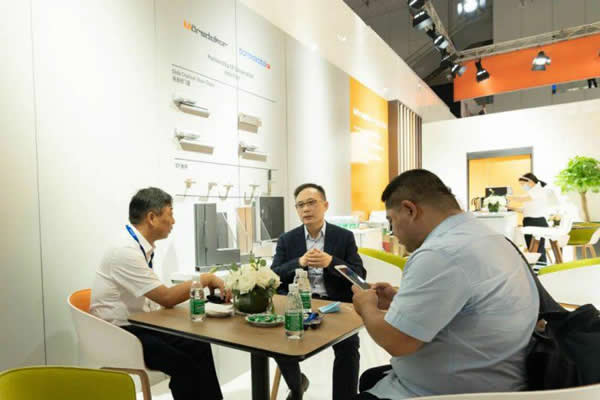 多瑪凱拔與馬斯德克共同亮相CHCC2020