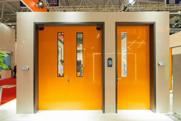 多瑪凱拔與馬斯德克共同亮相CHCC2020