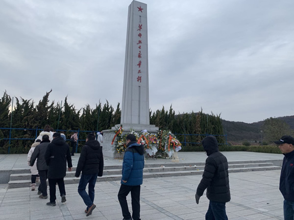 中國揚(yáng)子集團(tuán)舉行“12.13”國家公祭日紀(jì)念活動(dòng)