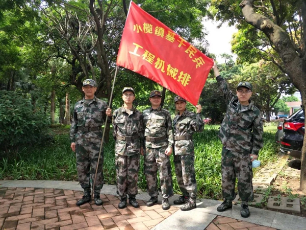 楊格鎖業 穿上軍裝的他們，英姿颯爽