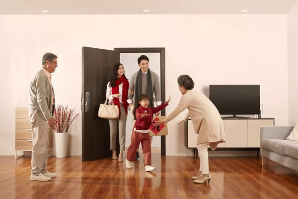 飛利浦智能鎖全國高鐵廣告春節(jié)獻(xiàn)禮